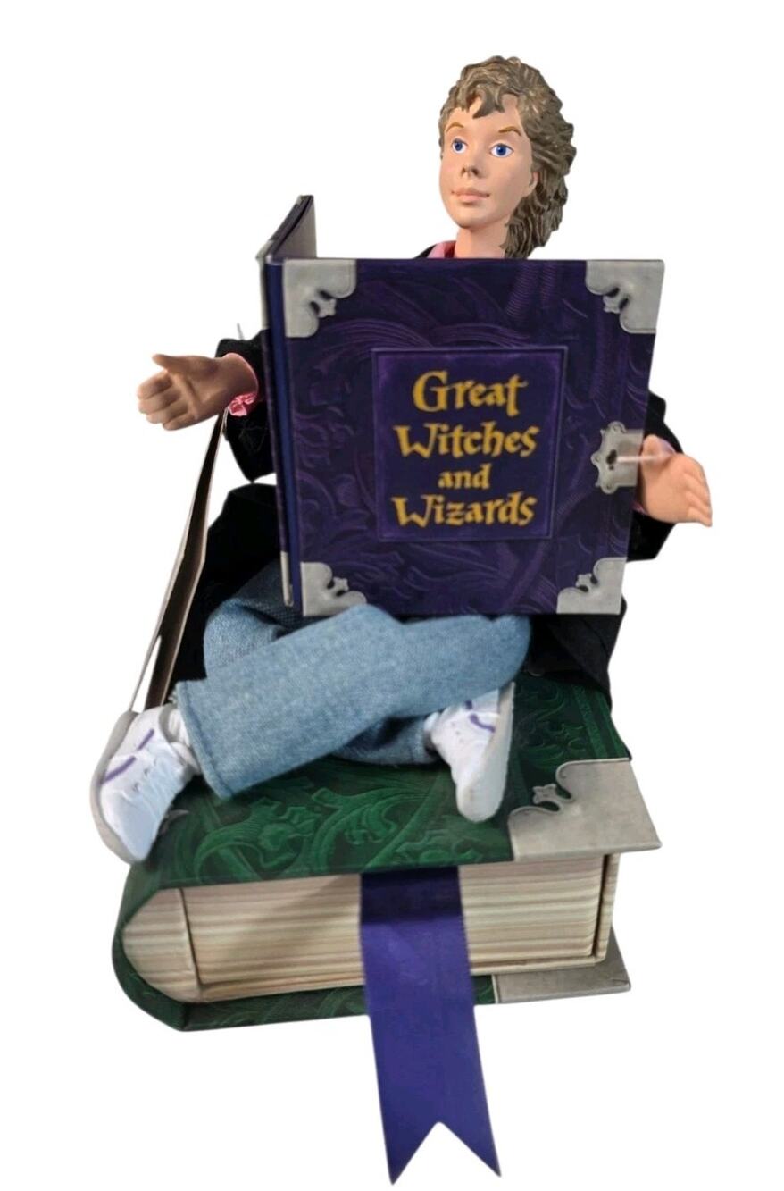 Hallmark, Harry Potter - HERMIONE Figure w/Photo Frame & Secret Compartment NWT